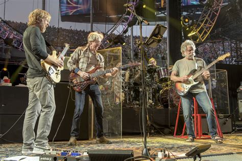 Inside the Grateful Dead's Complicated Afterlife : r/gratefuldead.